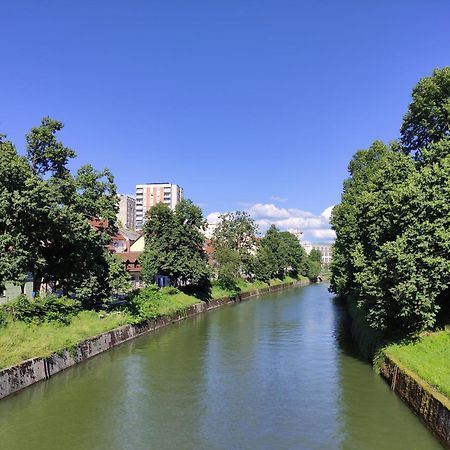 Studio Apartment Sisters 3-4 Ljubljana Kültér fotó