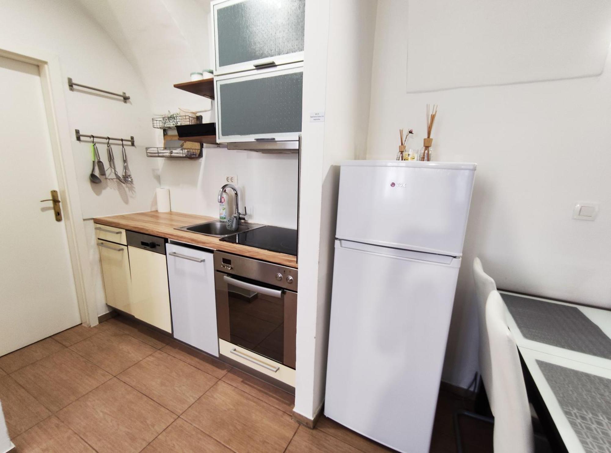 Studio Apartment Sisters 3-4 Ljubljana Kültér fotó