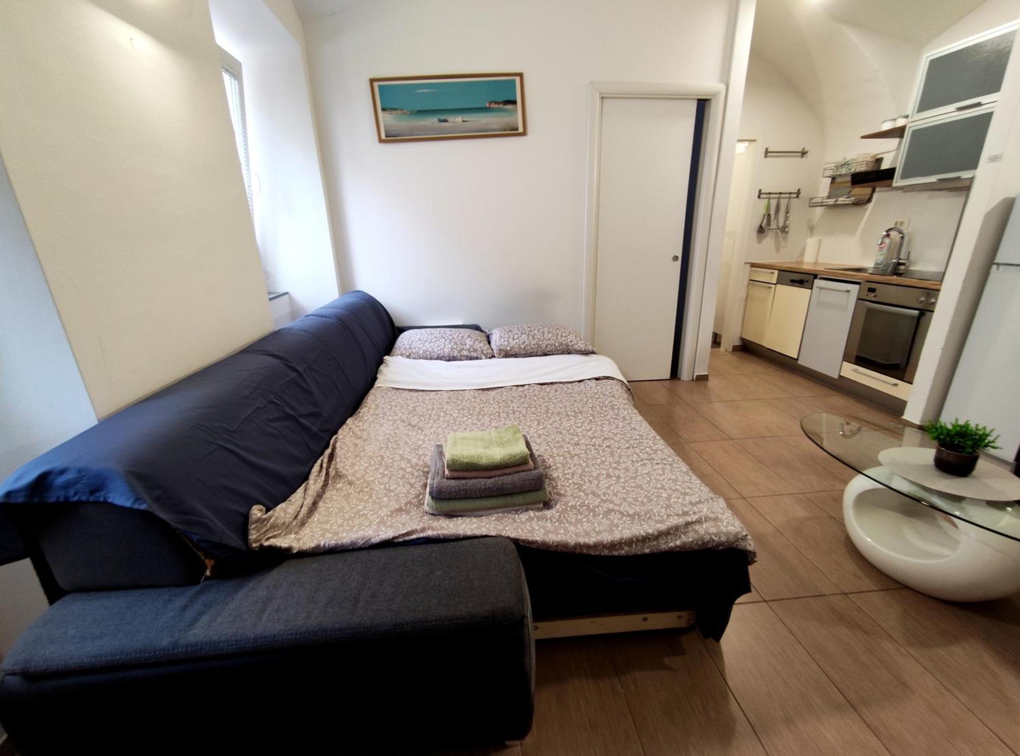 Studio Apartment Sisters 3-4 Ljubljana Kültér fotó
